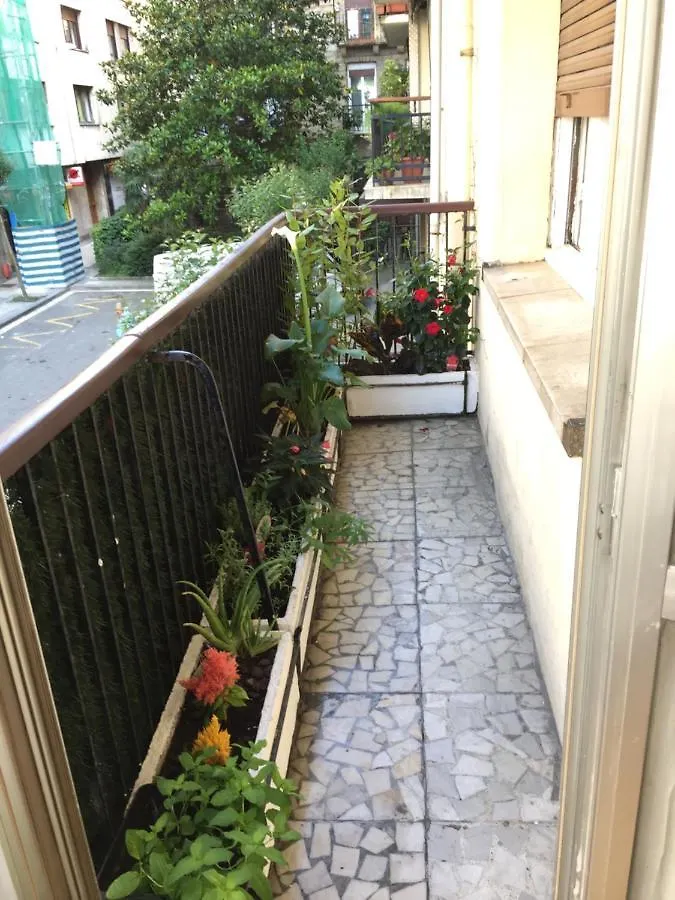 ***  Akasha Arima Bed & Breakfast San Sebastian Spain