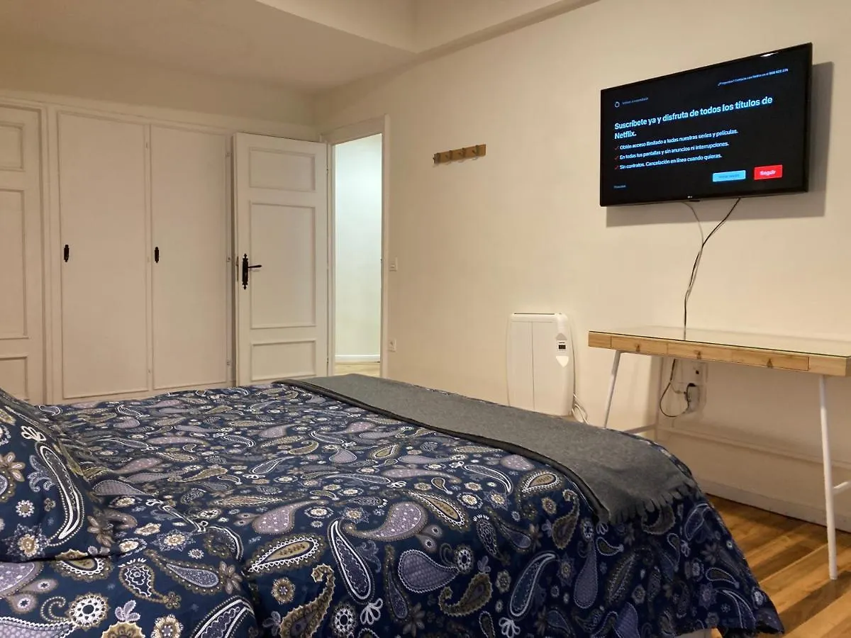 Akasha Arima Bed & Breakfast San Sebastian 3*,